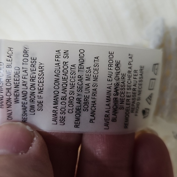 Calvin Kline Sweater - Picture 6 of 8